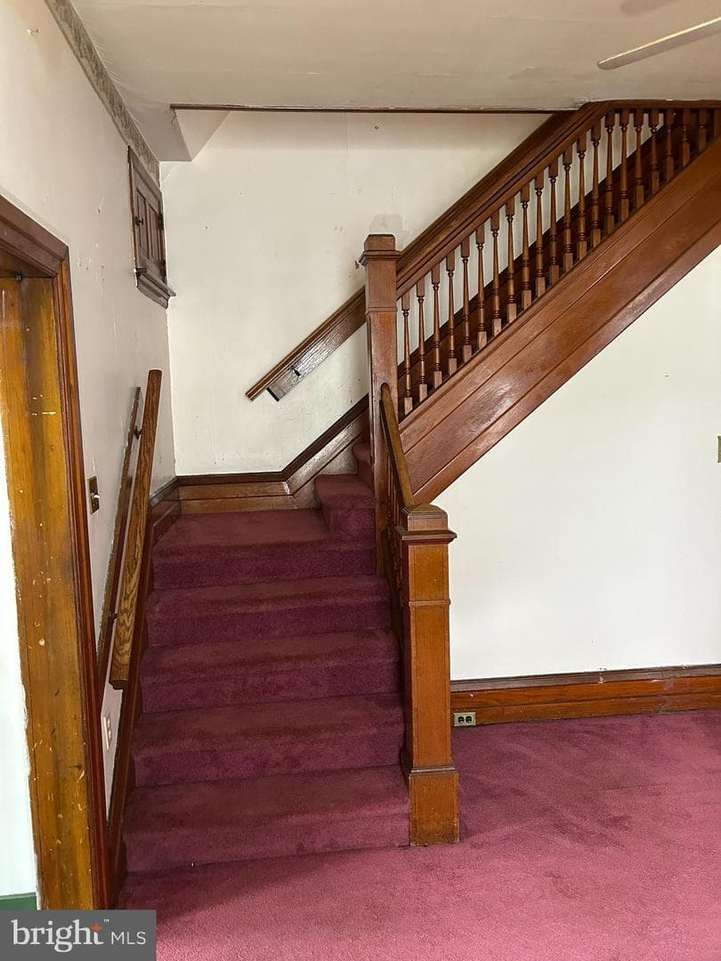136 S Market Street photo 17