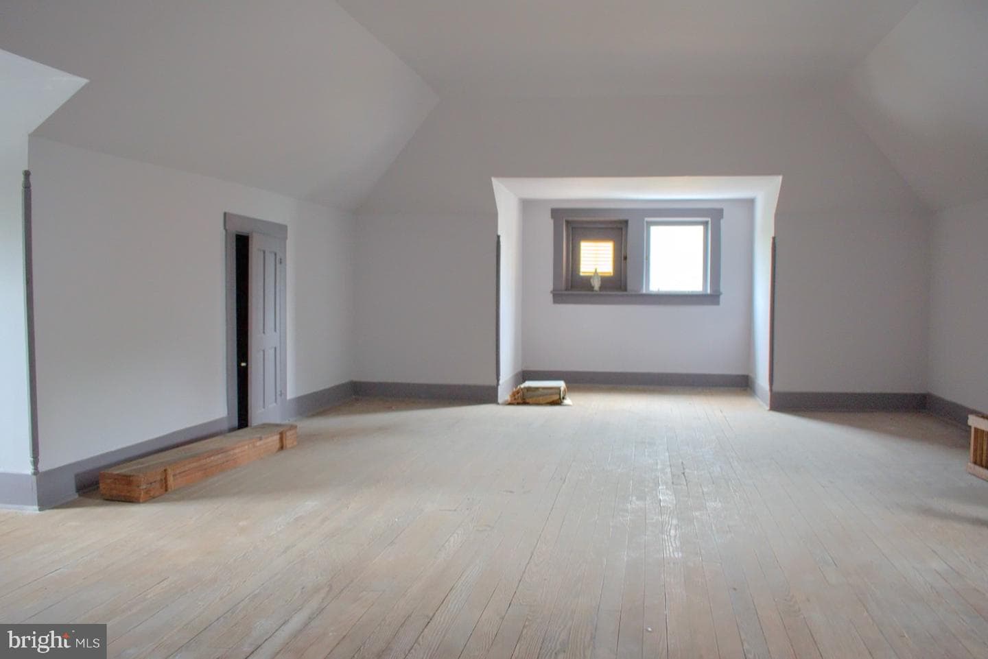 409 West Avenue photo 25