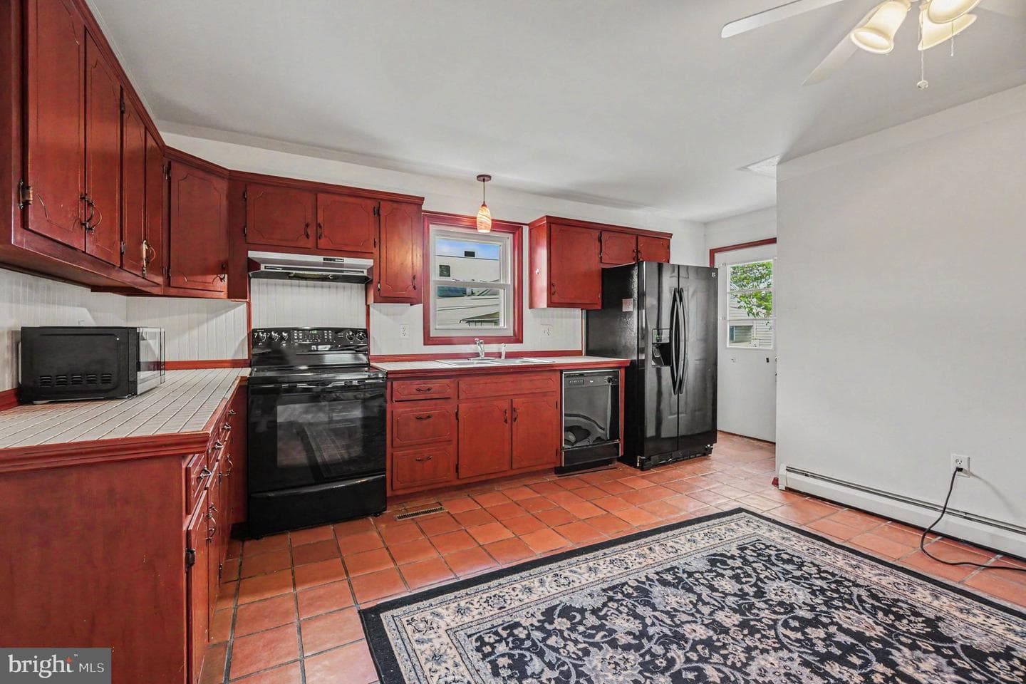 32 N Poplar Street photo 7