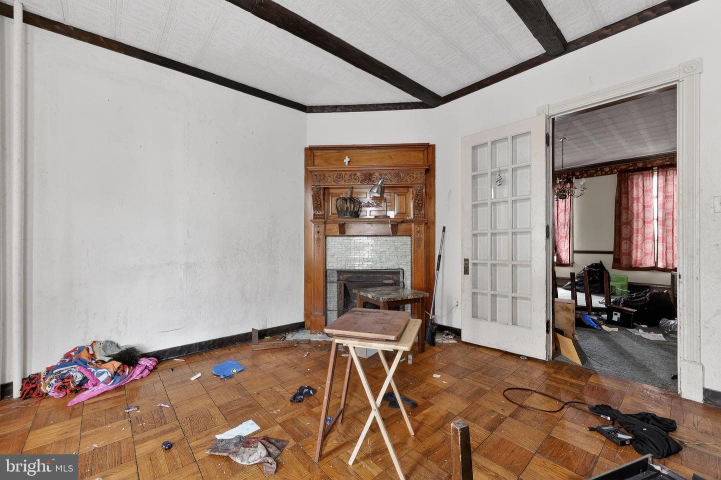726 E Dewart Street photo 25
