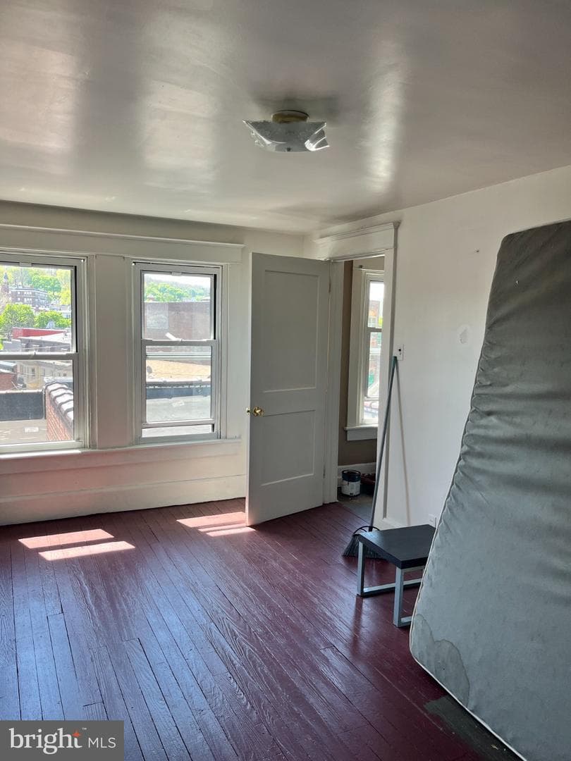 38 E Sunbury Street photo 21