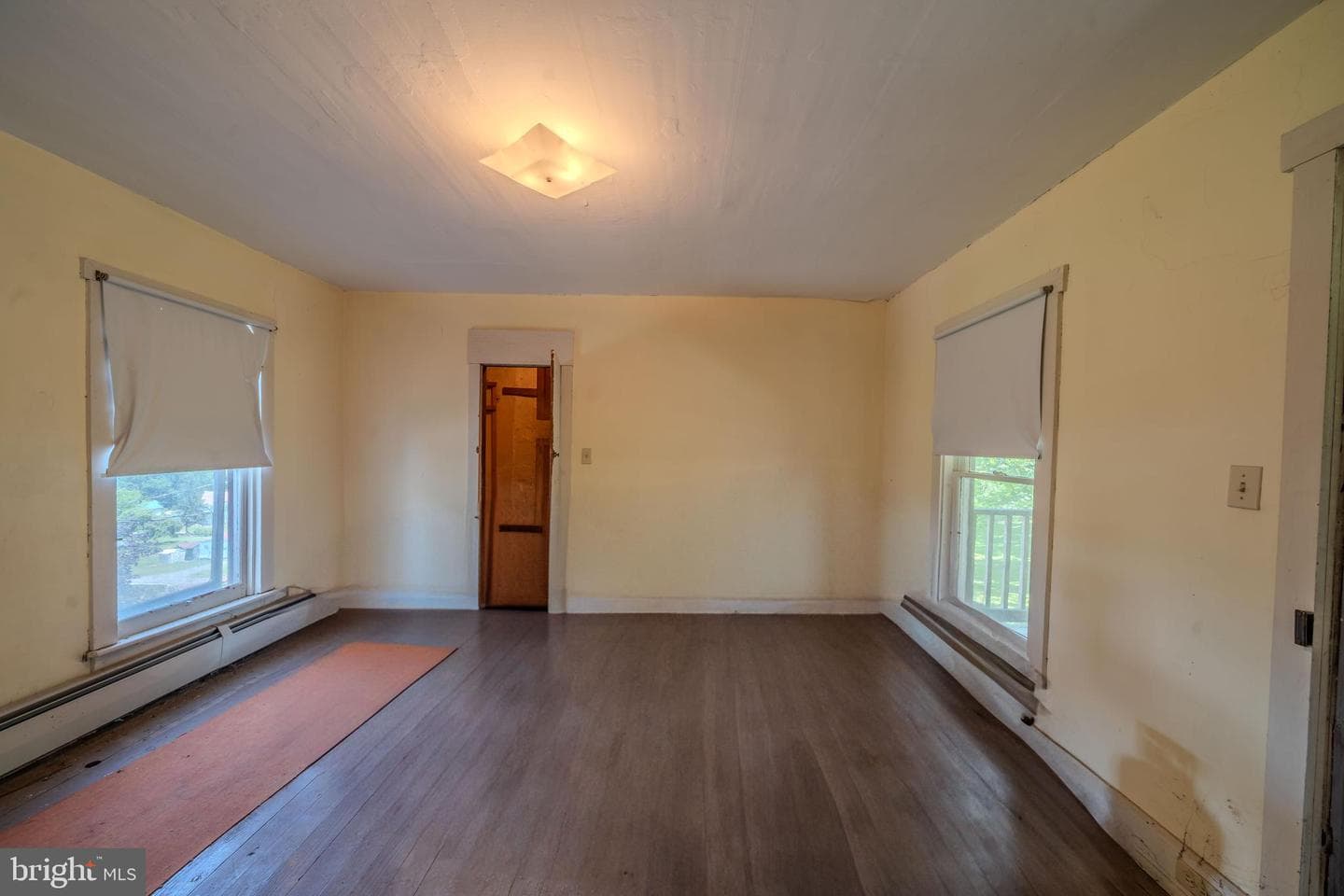 205 Sunbury Street photo 22