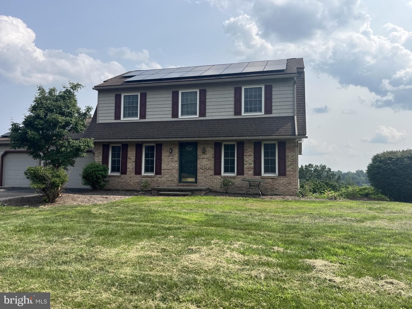 946 Skyview Drive photo 1