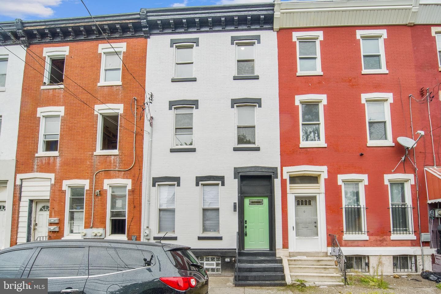 2051 W Oxford Street photo 29