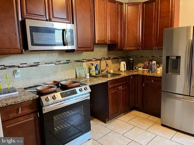 310 W Earlham Terrace photo 3
