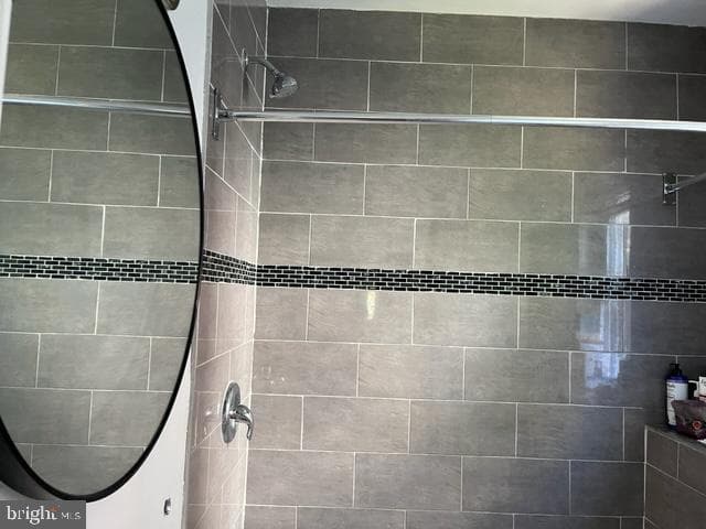310 W Earlham Terrace photo 8