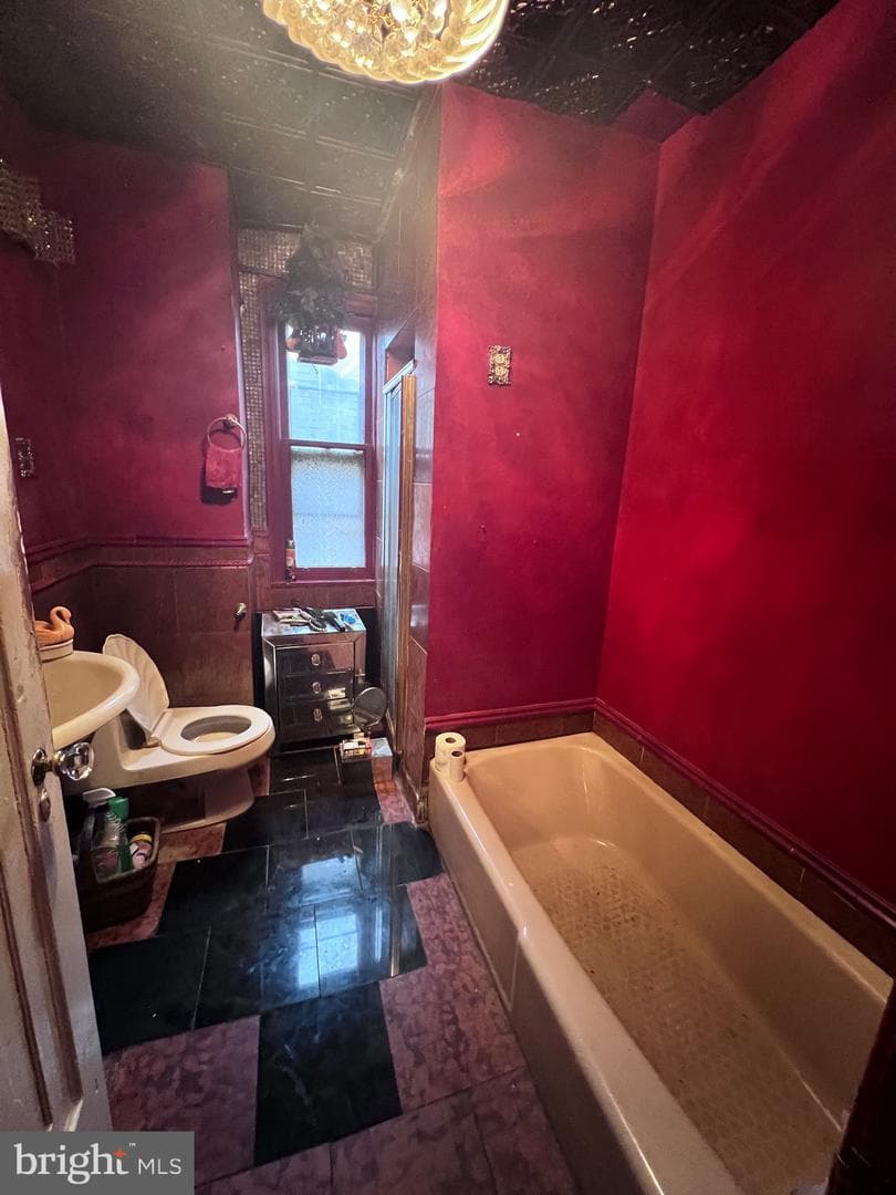 5221 W Berks Street photo 10