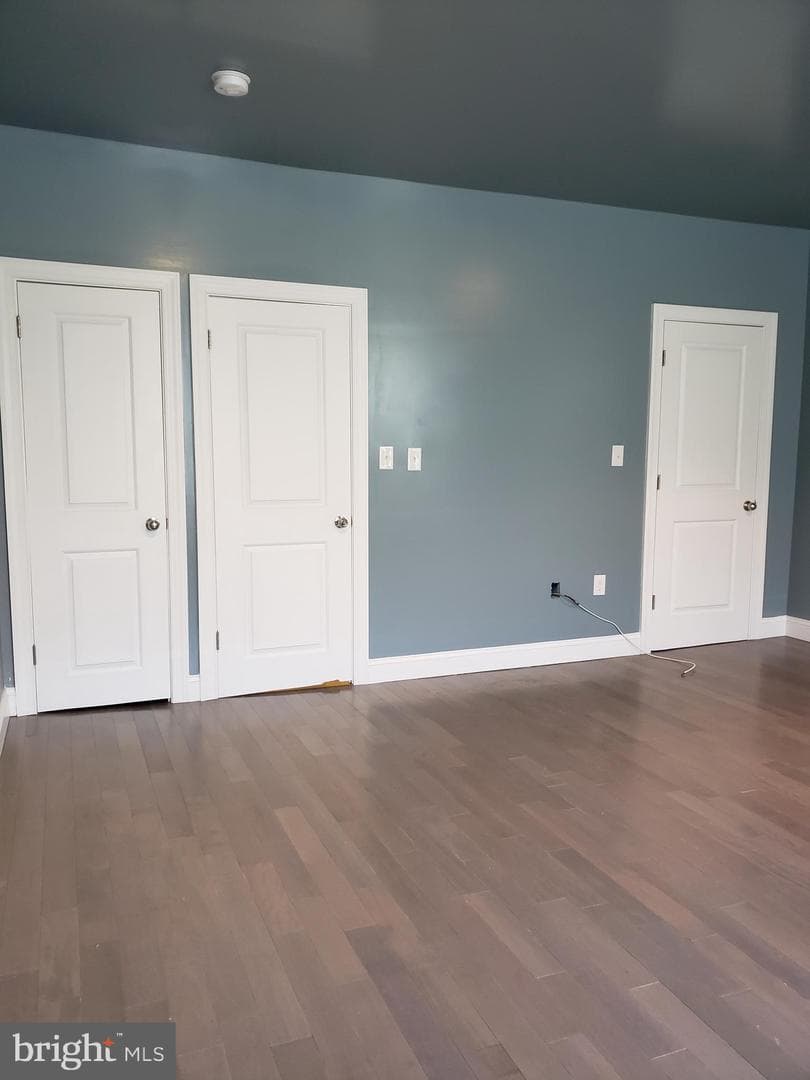 2050 E Cambria Street photo 14