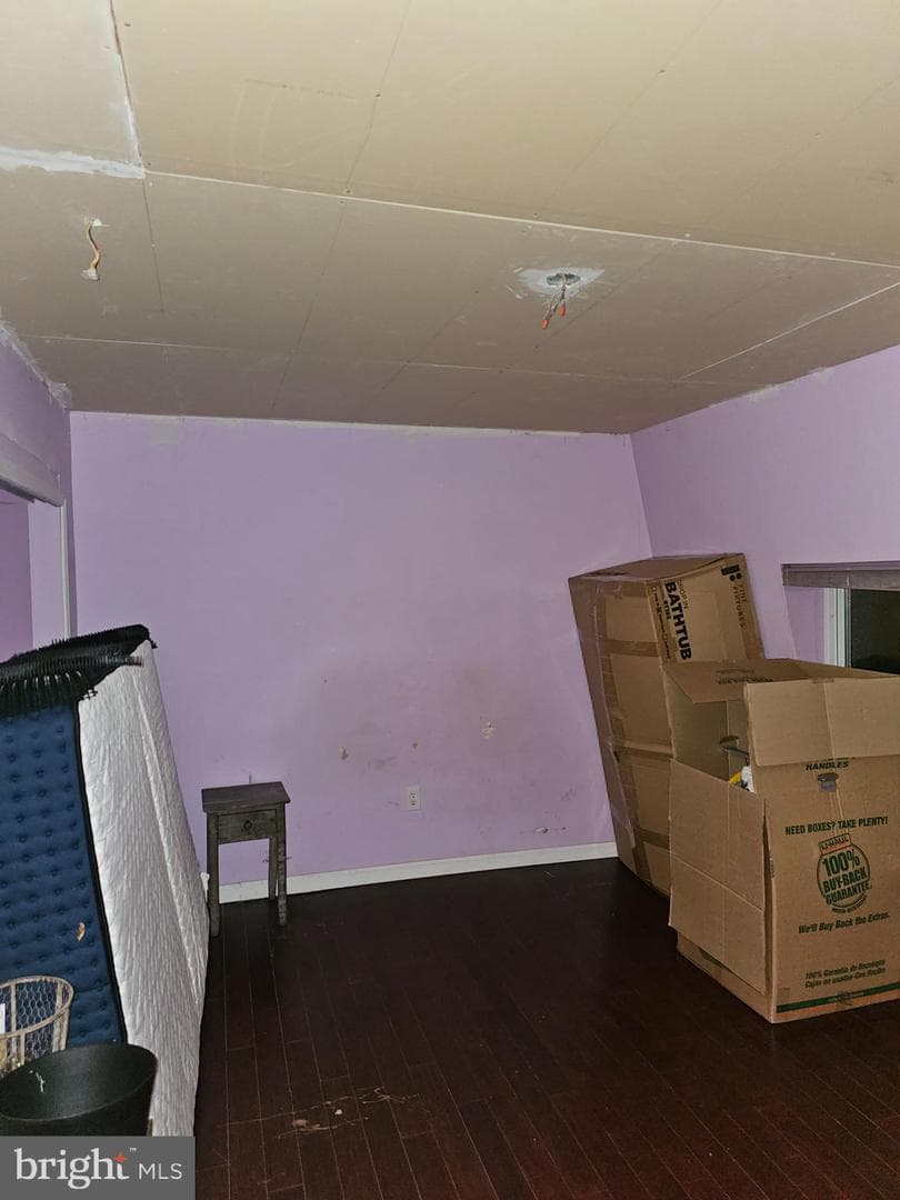 326 E Meehan Avenue photo 6