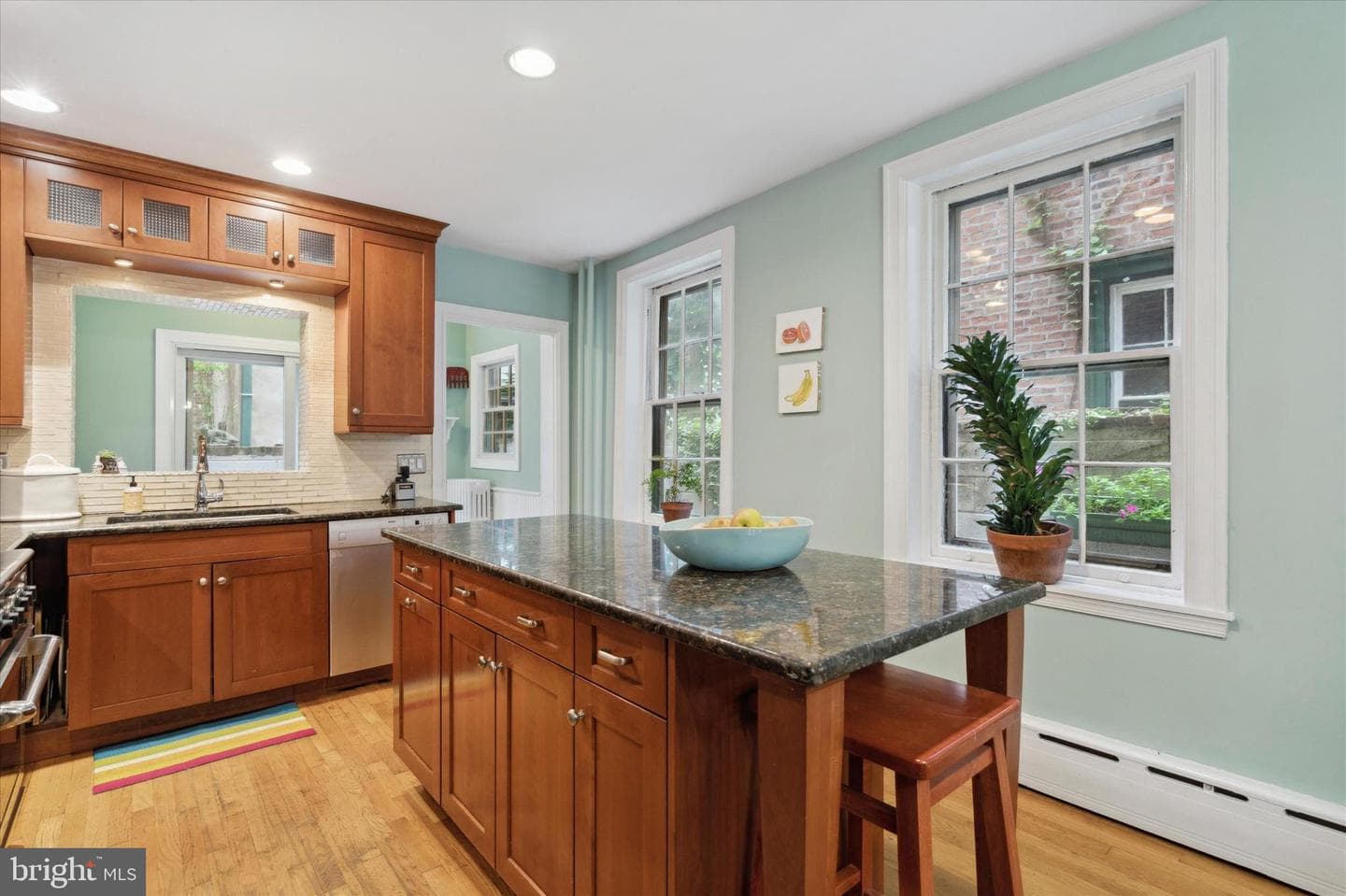 2032 Cherry Street photo 11