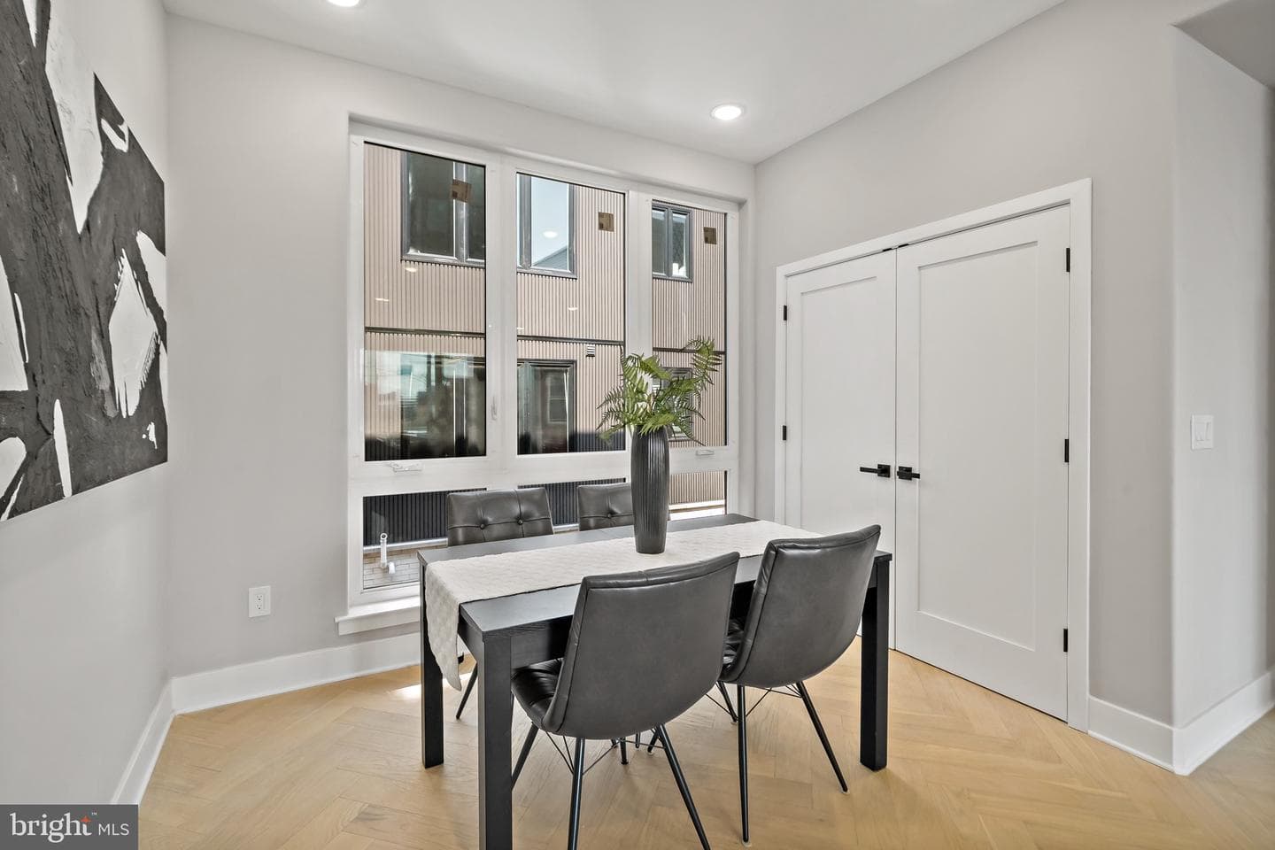 1810 E Moyamensing St #b photo 11