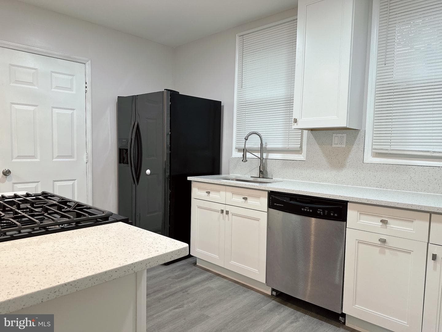 5511 N Fairhill Street photo 17