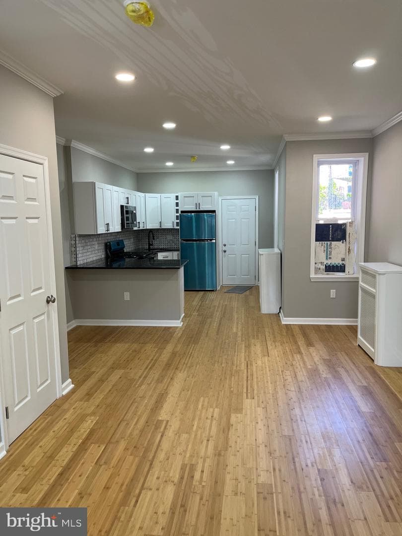 2031 Church Lane photo 3