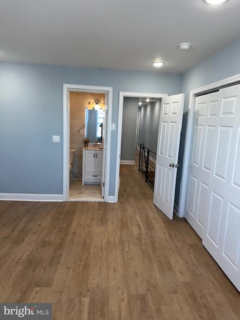 5518 Larchwood Avenue photo 9