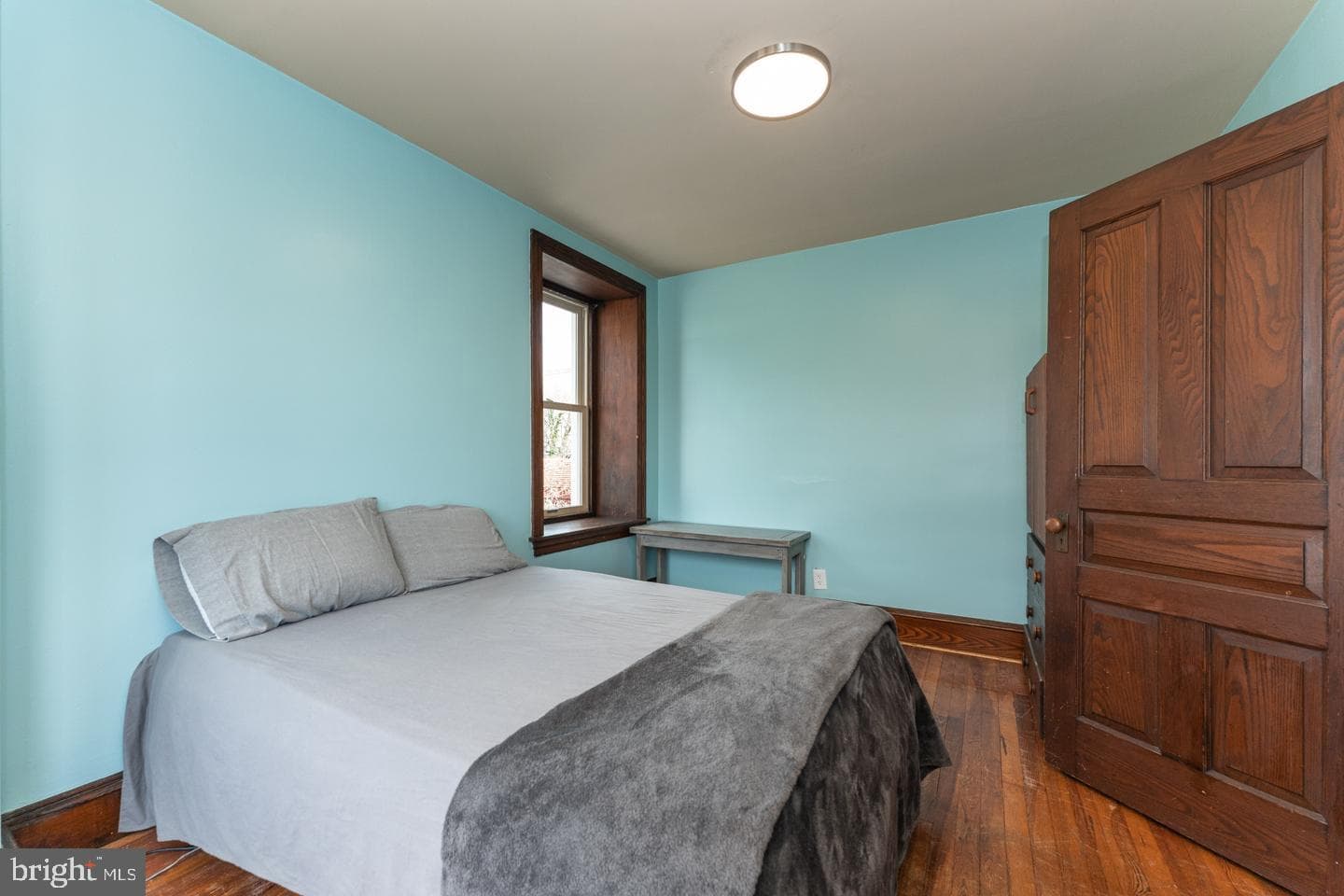 3401 Ainslie Street photo 31