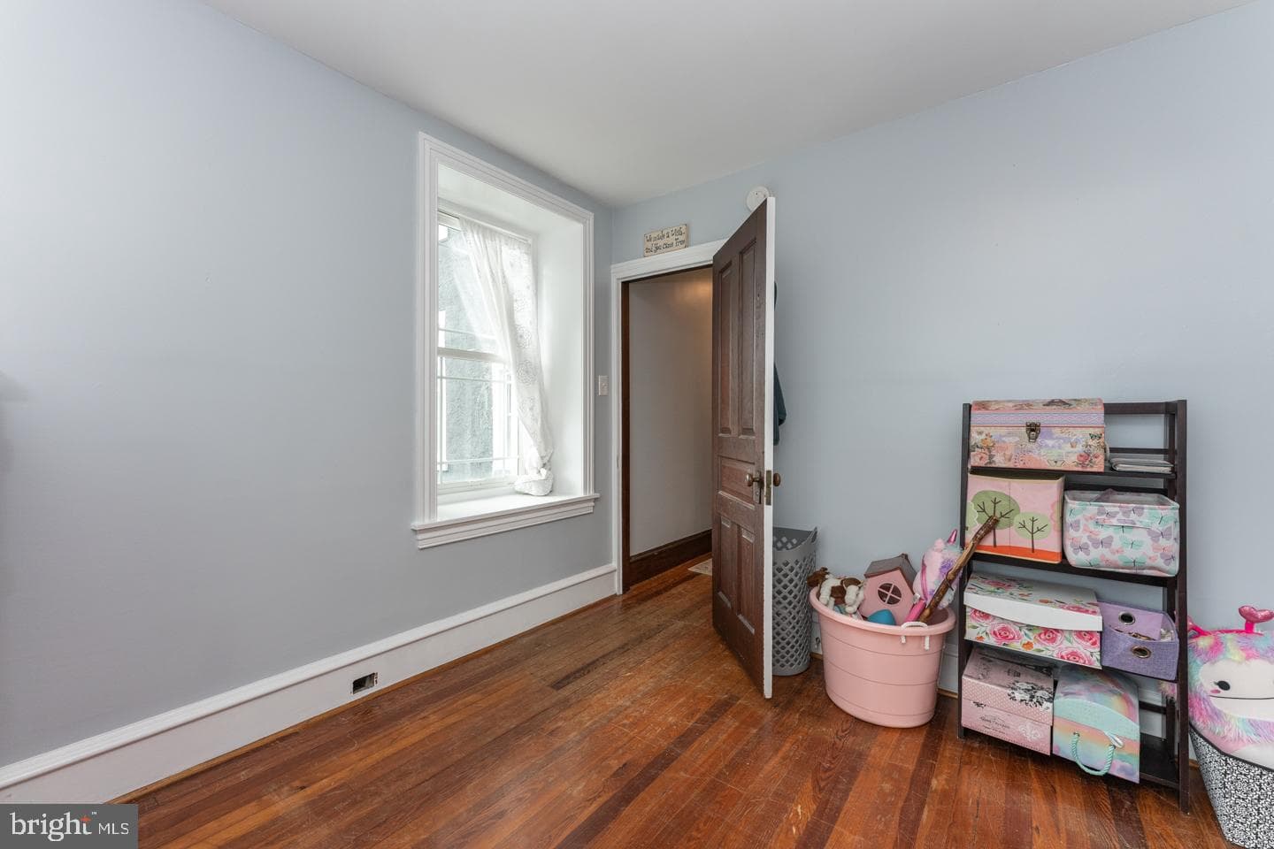 3401 Ainslie Street photo 41
