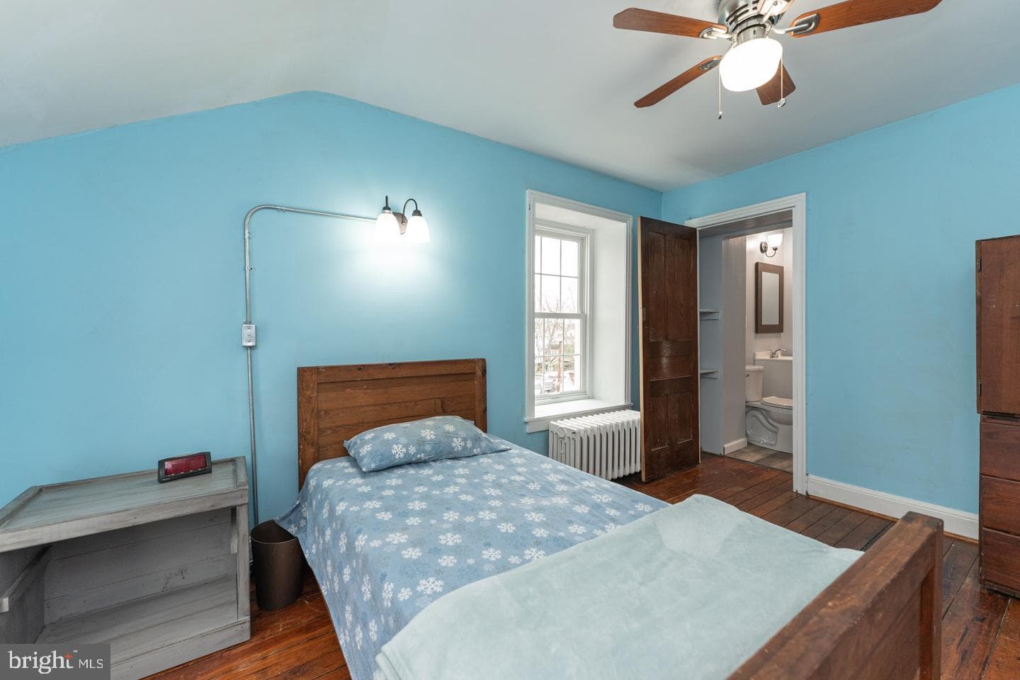 3401 Ainslie Street photo 59