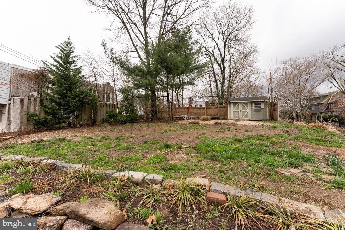 3401 Ainslie Street photo 61