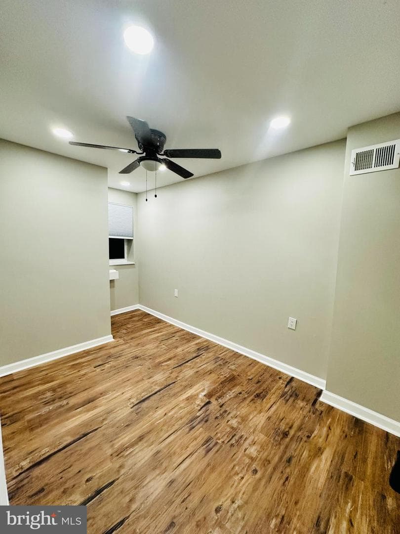 2758 Plum Street photo 16