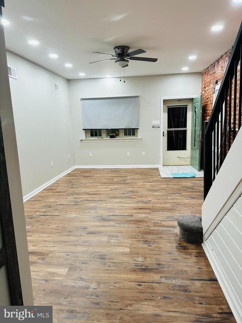2758 Plum Street photo 21
