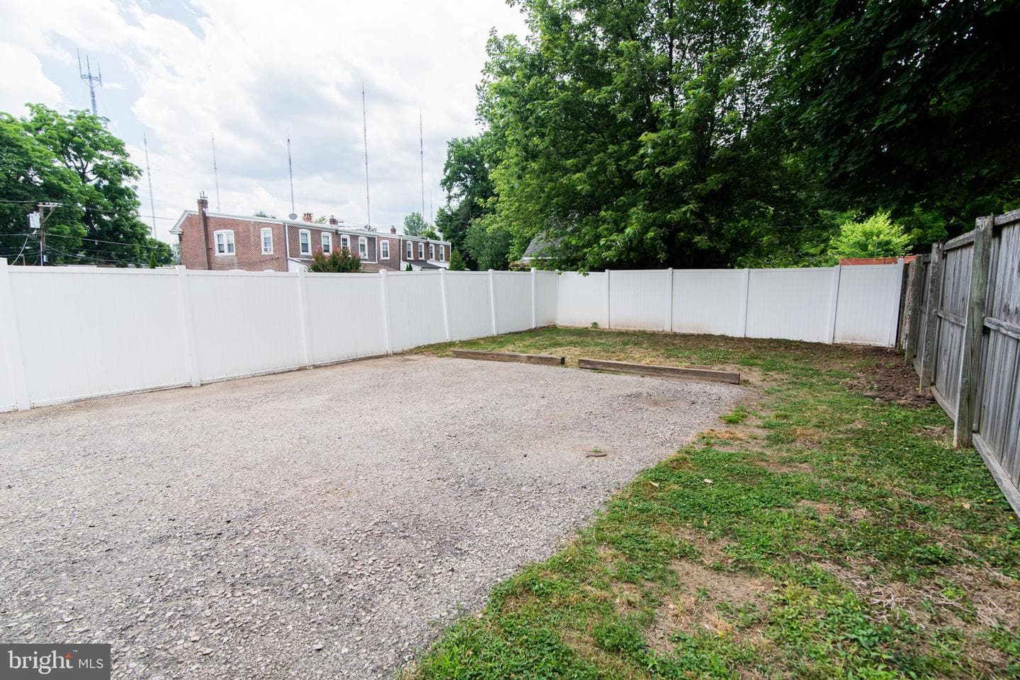 7610 Ridge Avenue photo 44