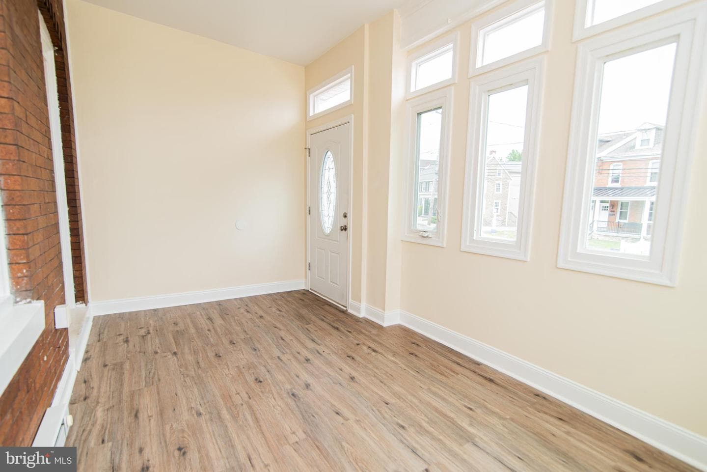 7610 Ridge Avenue photo 9