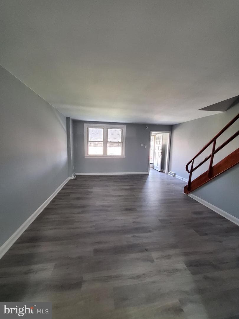 6638 E Roosevelt Boulevard photo 2