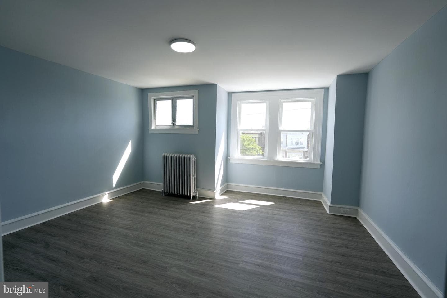 1149 Bridge Street photo 10