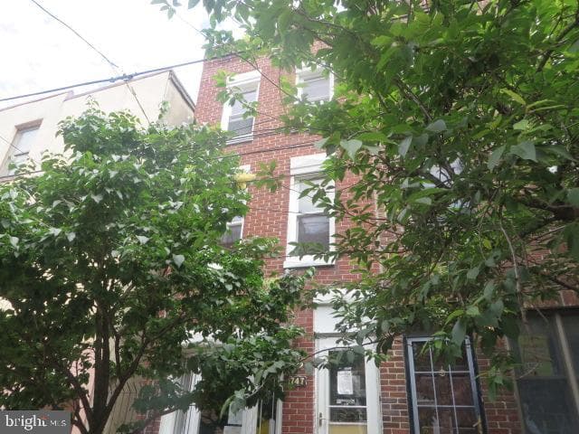 747 Clymer Street, Philadelphia