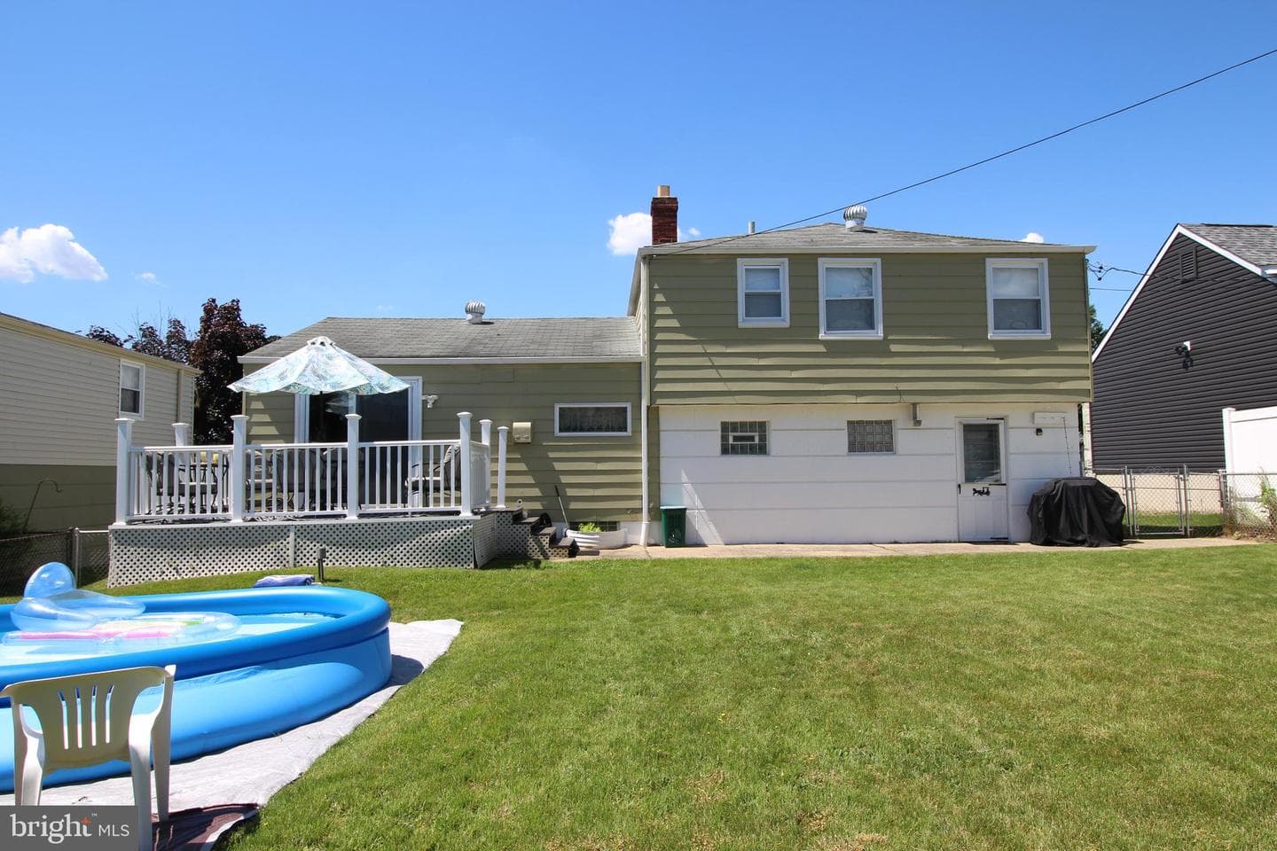 829 Densmore Road photo 6