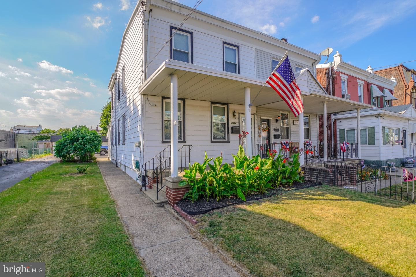 4472-74 Richmond Street photo 1