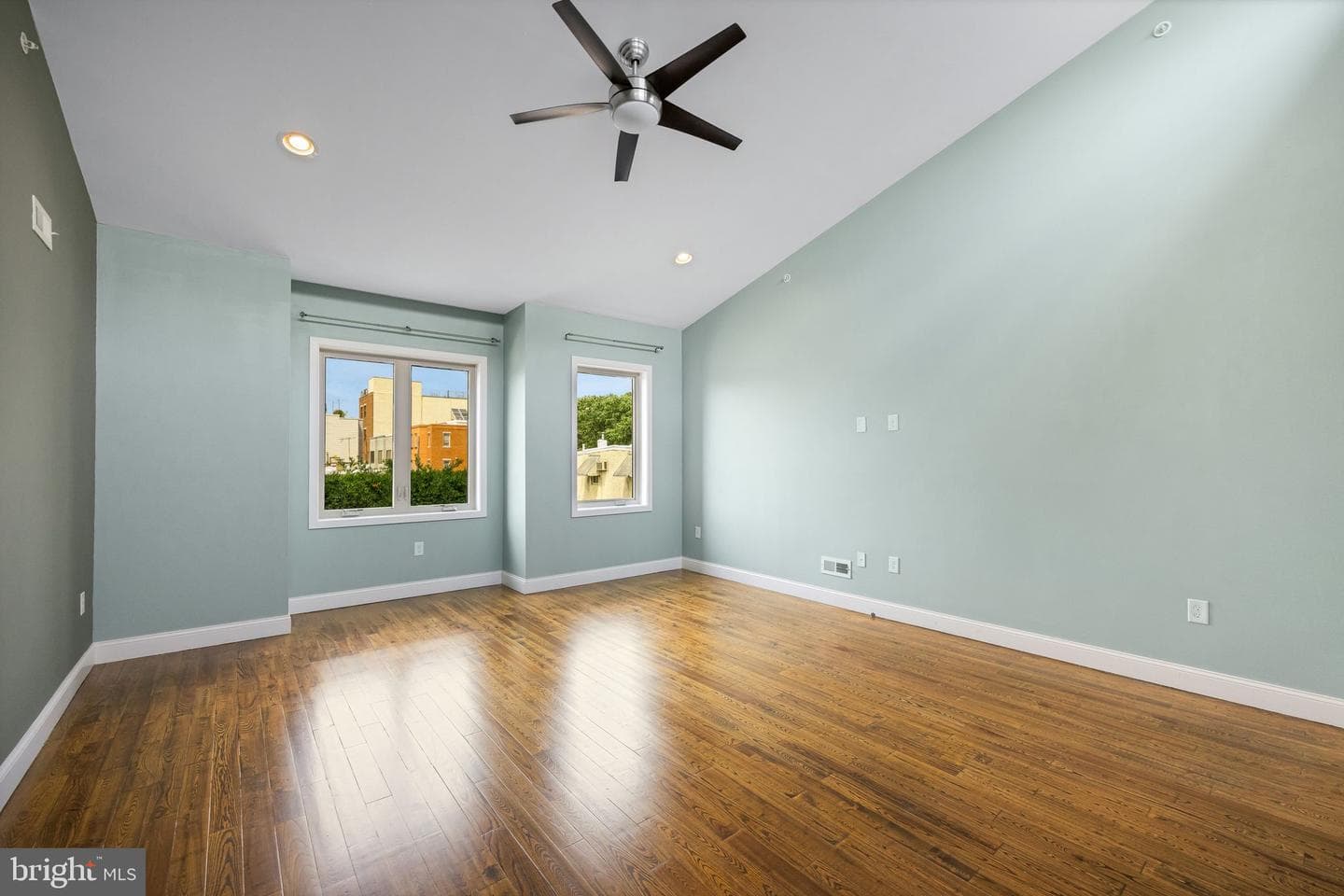 134 Reed Street photo 28