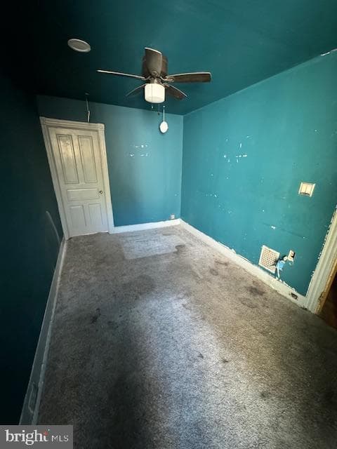 5821 Trinity Street photo 8