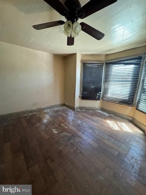 5821 Trinity Street photo 9