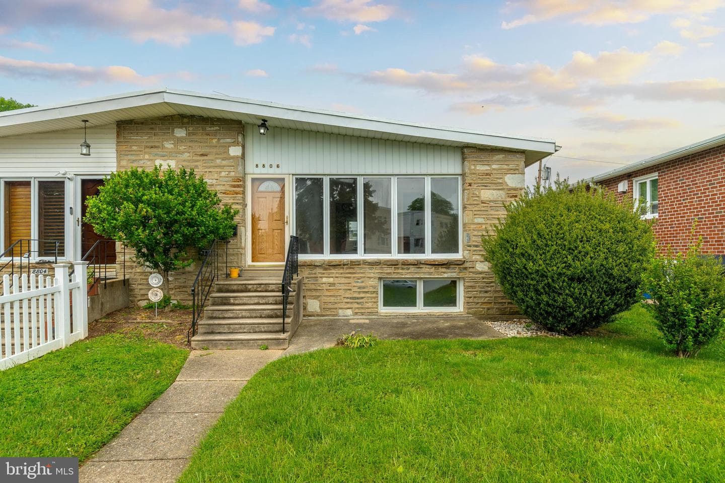8806 Macon Street photo 1