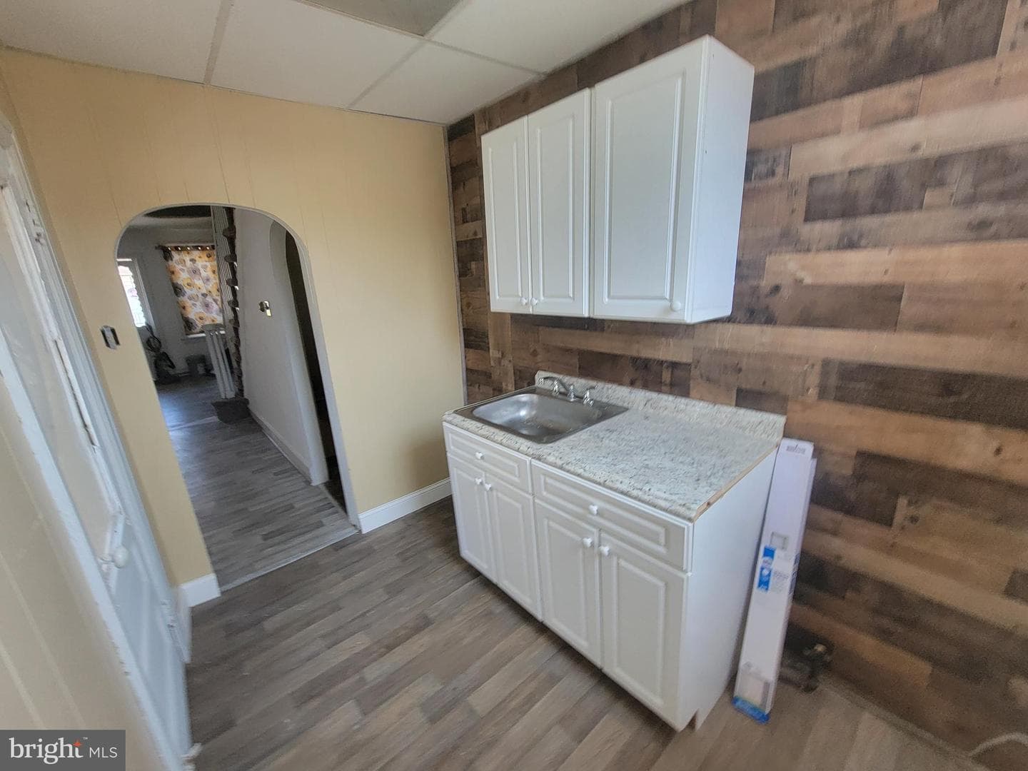 5243 Burton Street photo 12