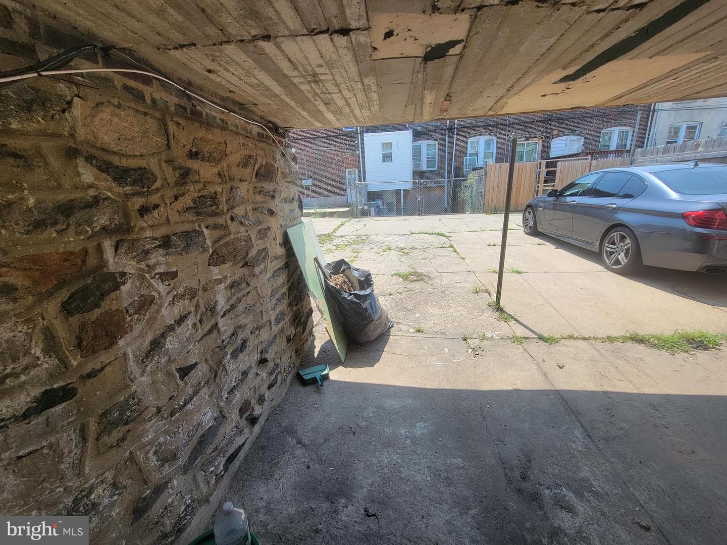 5243 Burton Street photo 23