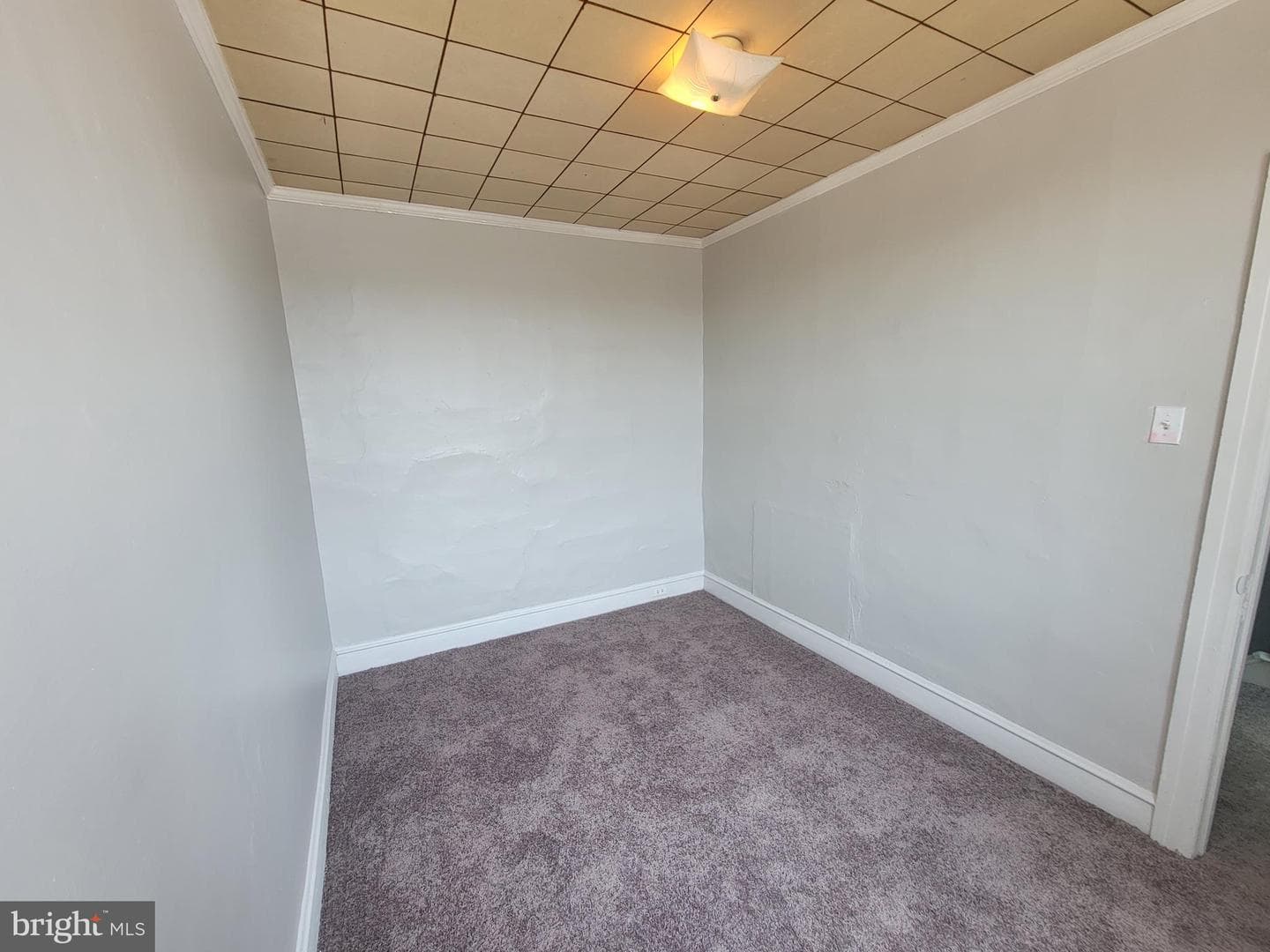 5243 Burton Street photo 37