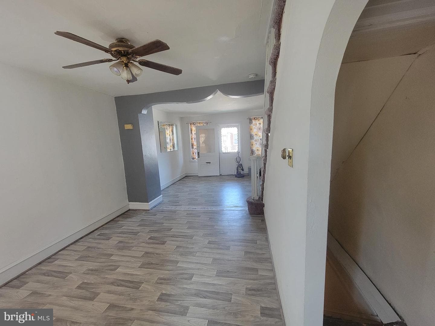 5243 Burton Street photo 8