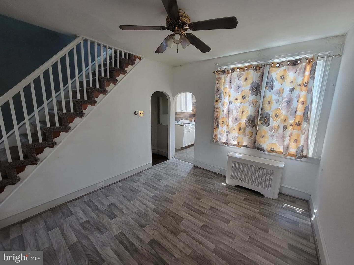 5243 Burton Street photo 9