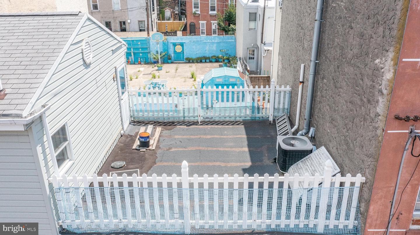 1307 S 6th Street photo 7
