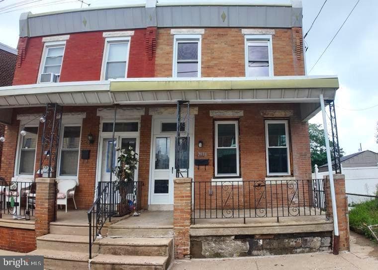 2838 Pratt Street photo 1