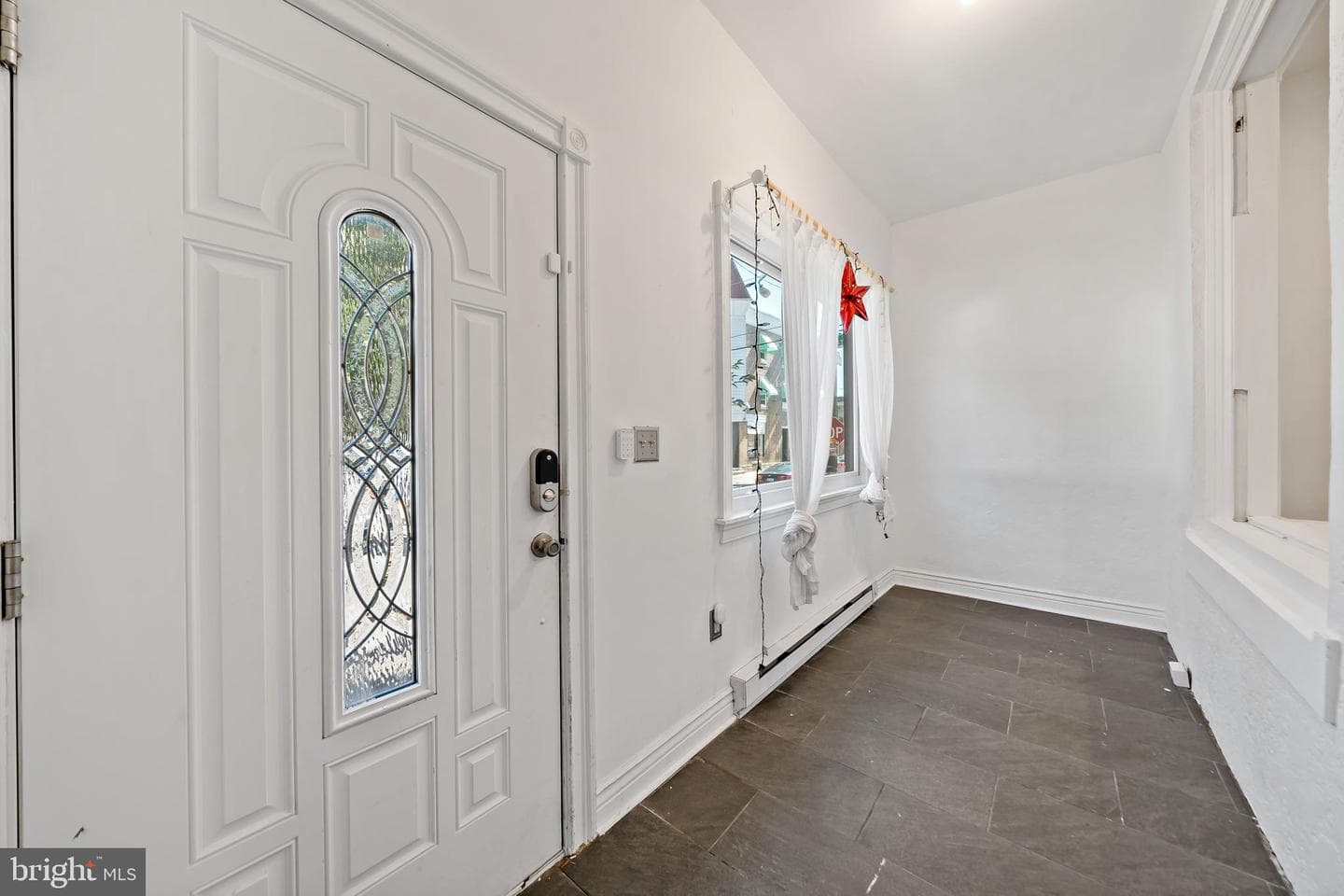 1702 Mifflin Street photo 3