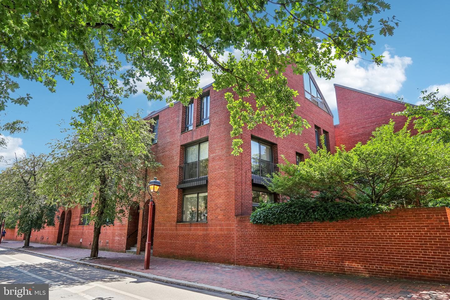 310 Spruce Street photo 1