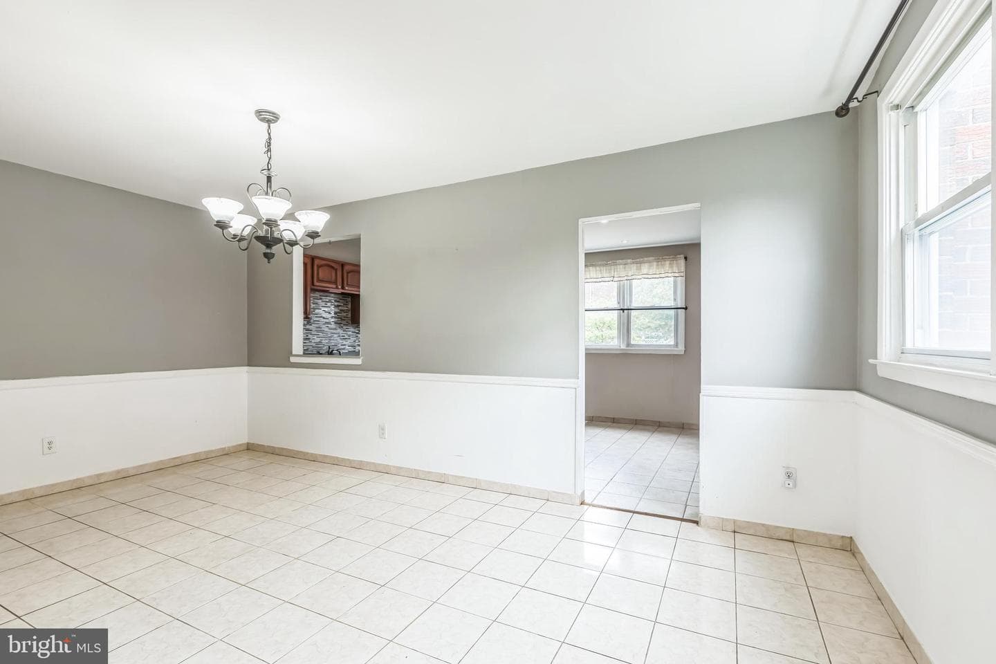 7456 Hill Road photo 18
