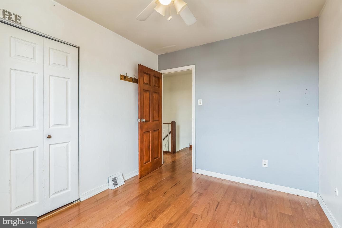 7456 Hill Road photo 30