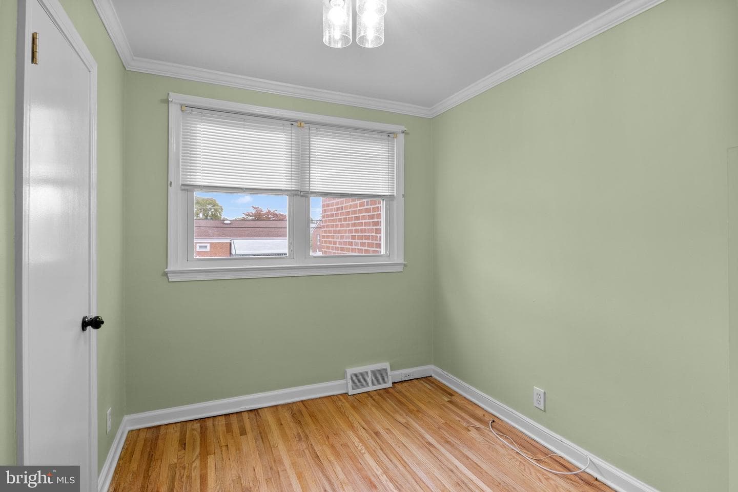 7610 Brous Avenue photo 21