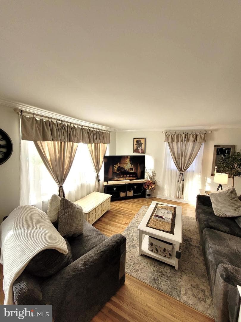 7610 Brous Avenue photo 7