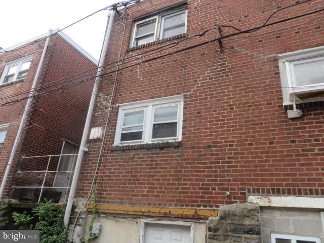 7729 Temple Road photo 10