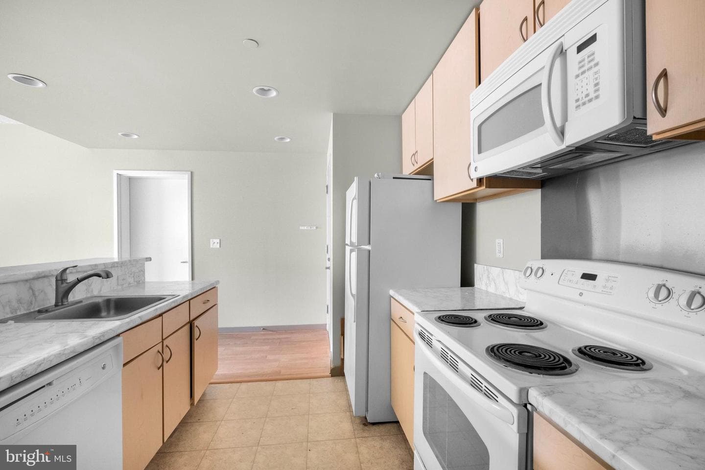 111 N 9th Street #518 photo 11